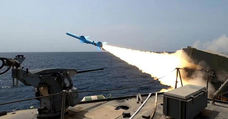 US Warships Flee Hormuz Strait Amidst Relentless Missile Attacks: Iran